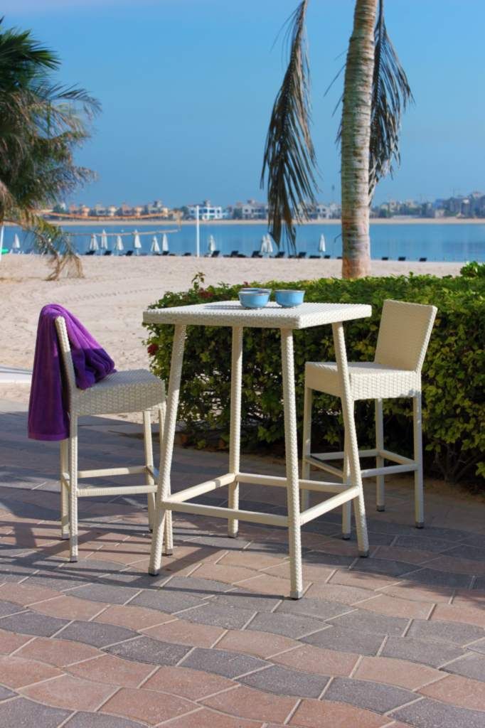 Outdoor high top table and bar chairs