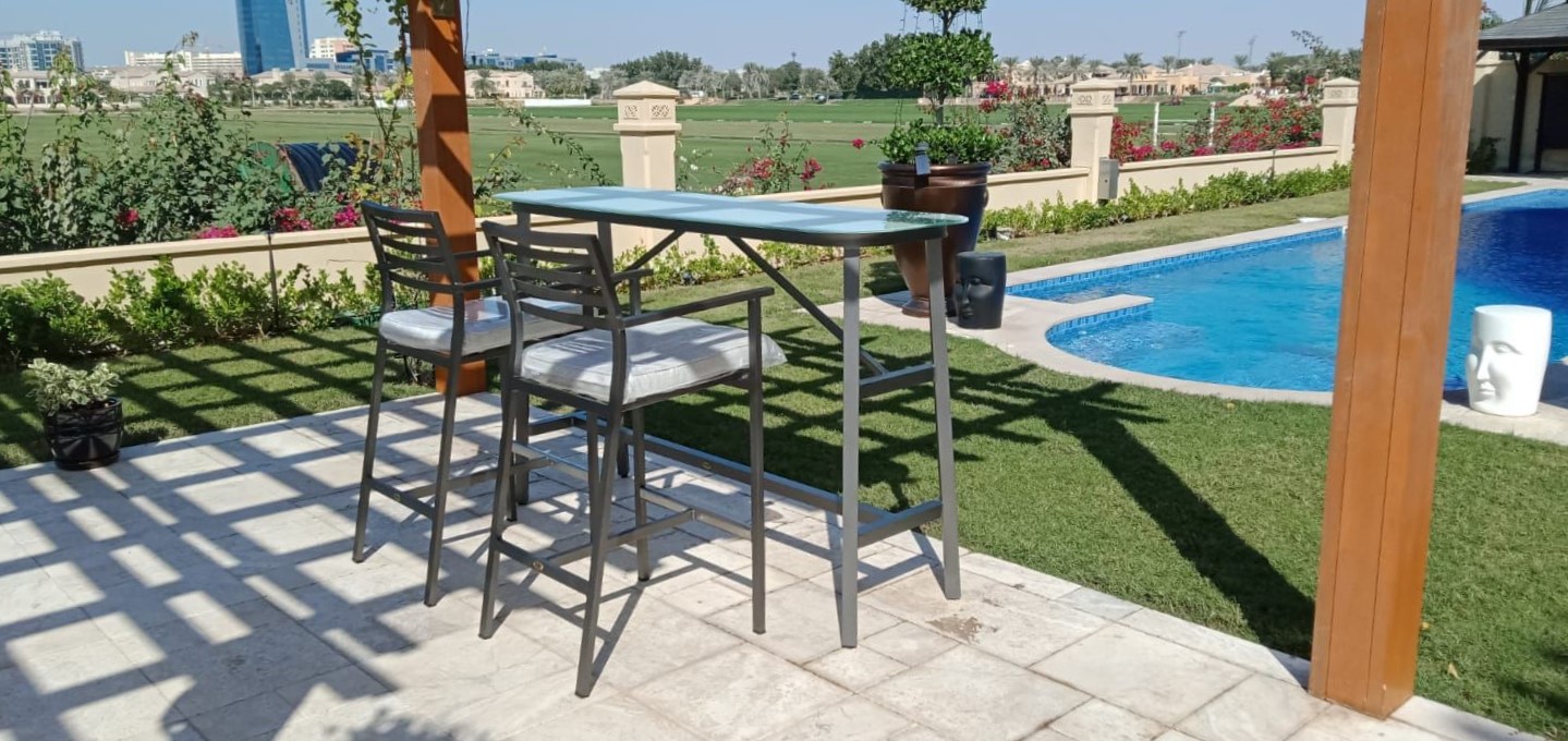 Outdoor high top table and bar chairs
